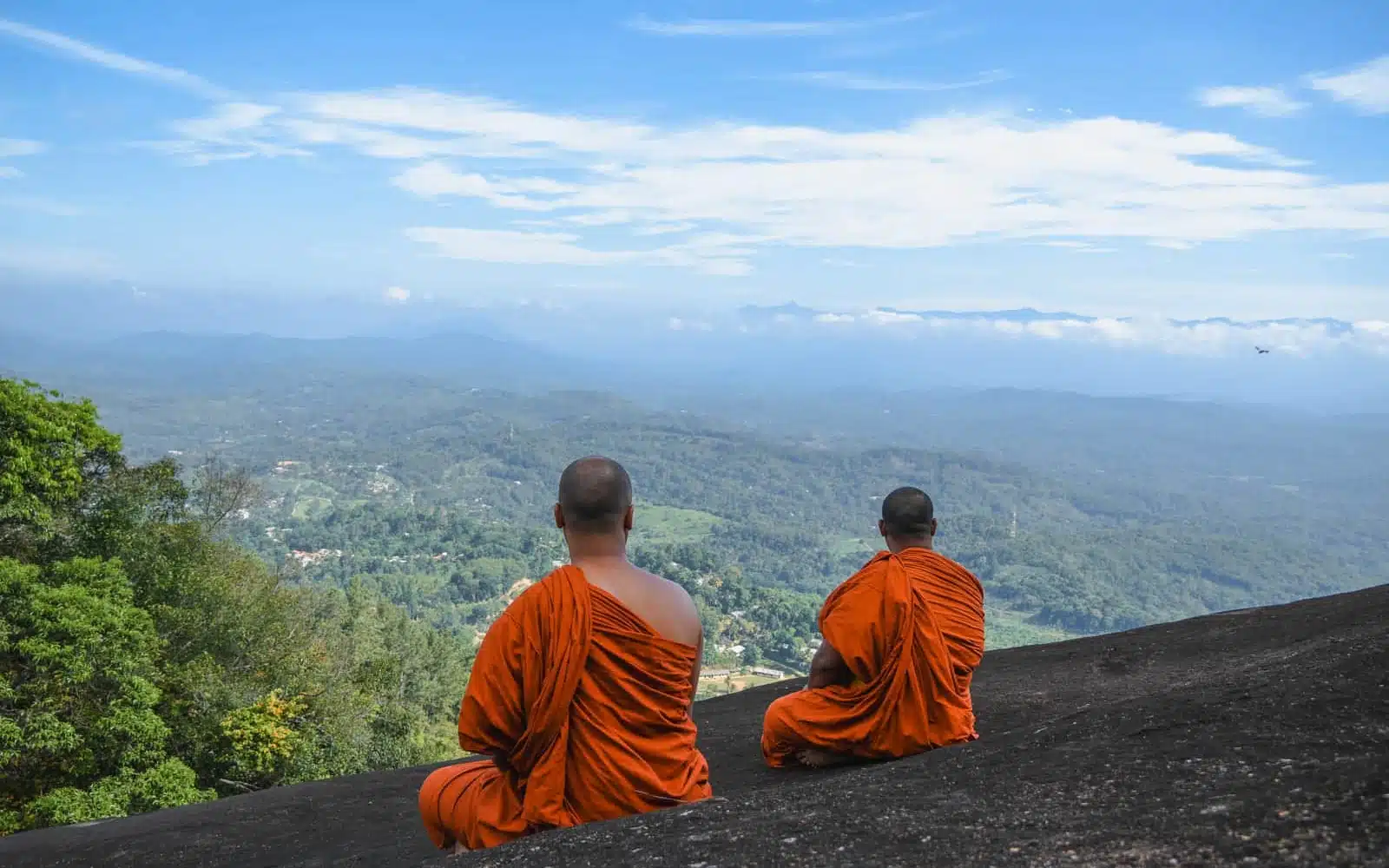 Monastery buddhist Sri Lanka Rakwana retreat