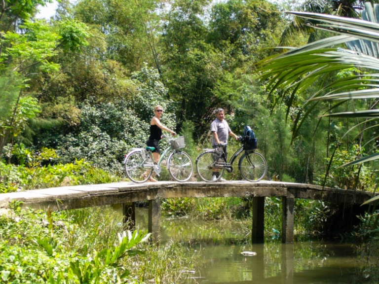 eco-friendly-bicycle-tour-hoi-an-countryside