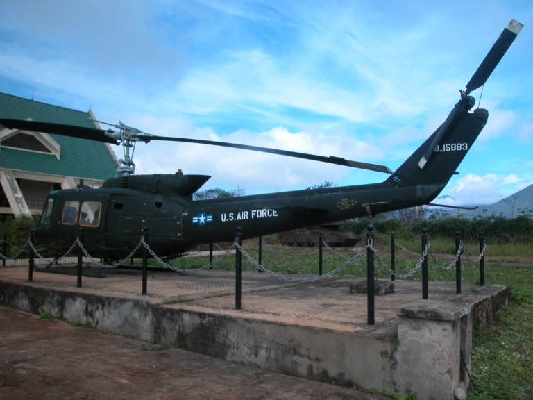 us-air-force-helicopter-display-khe-sanh-vietnam