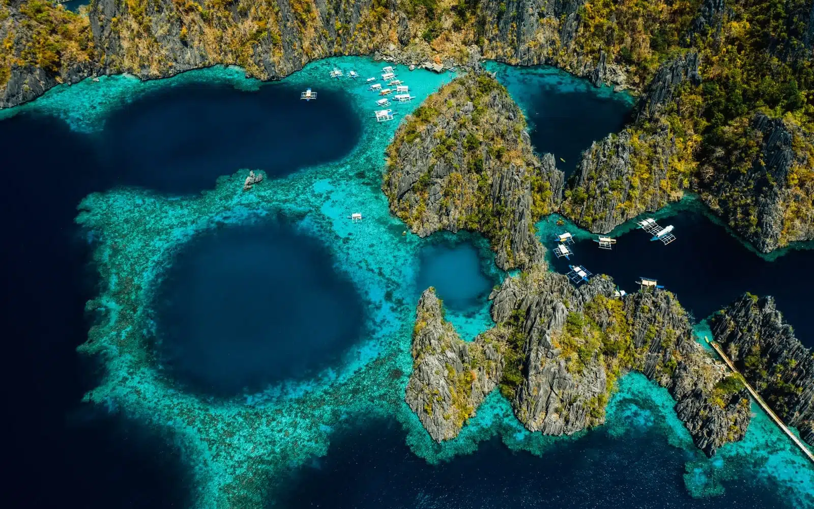 coron island hopping kayangan lake aerial view