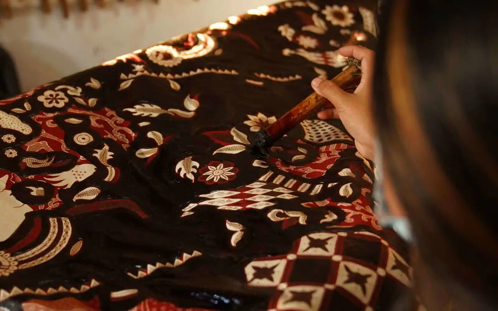 handmade batik fabric textile artisan indonesia