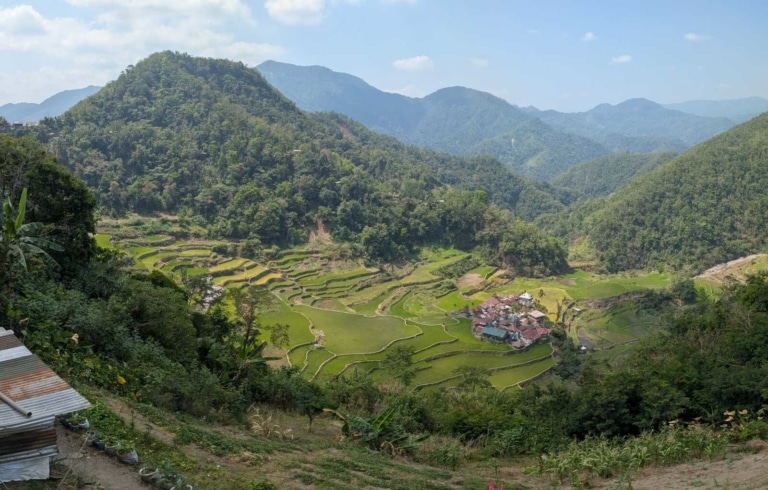 remote-ifugao-traditional-village-banaue-mountains