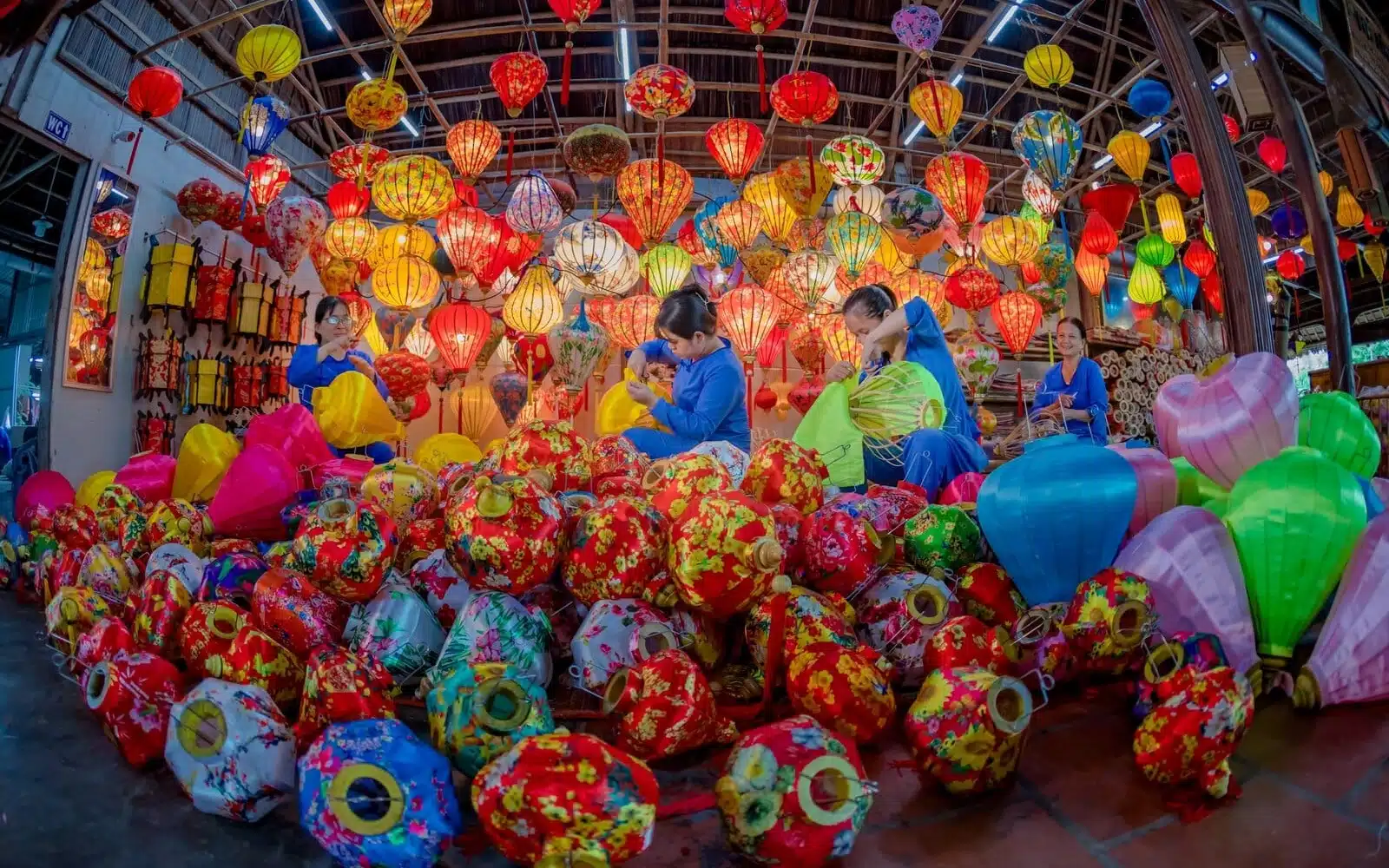 traditional lantern making workshop hoi an